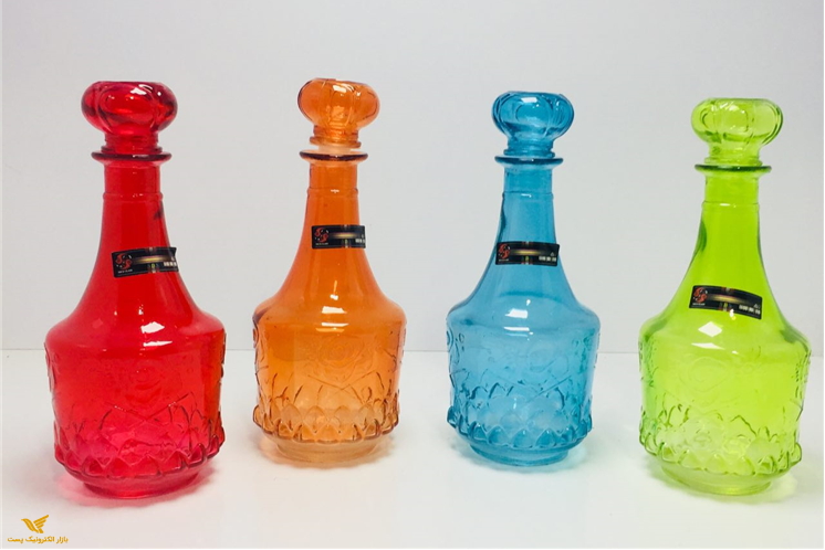 بطری مایعات رنگی