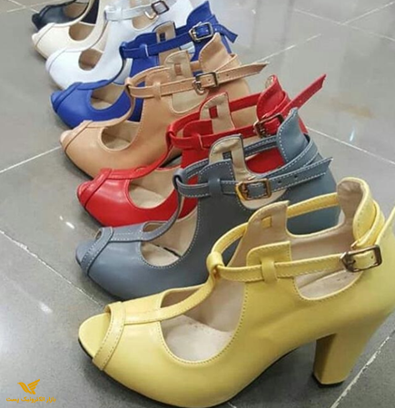 کفش پاشنه بلند 327