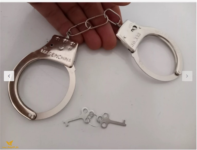 دستبند اسباب بازی